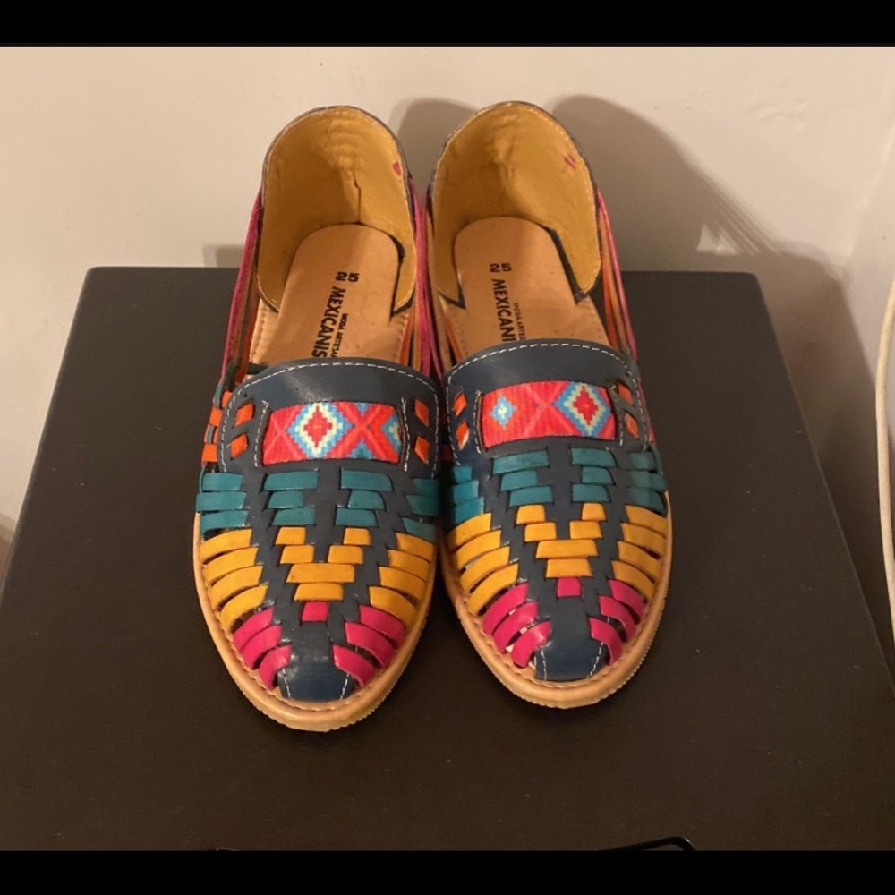 NWOT. Hand Made Artisanal slip on’s 100% leather
